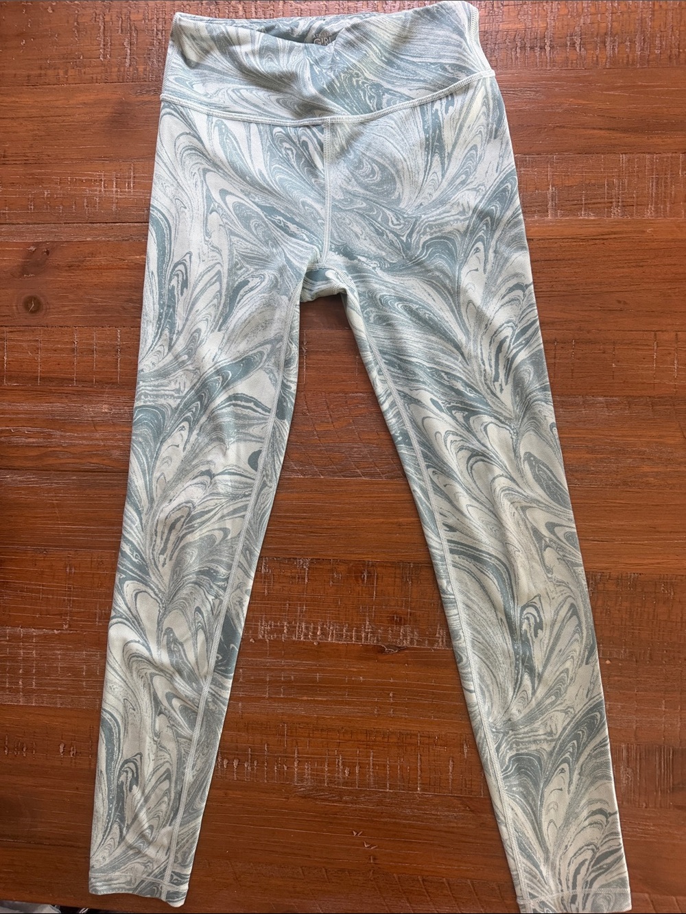 Athleta Kids Marble-Print Leggings in Light Blue and White